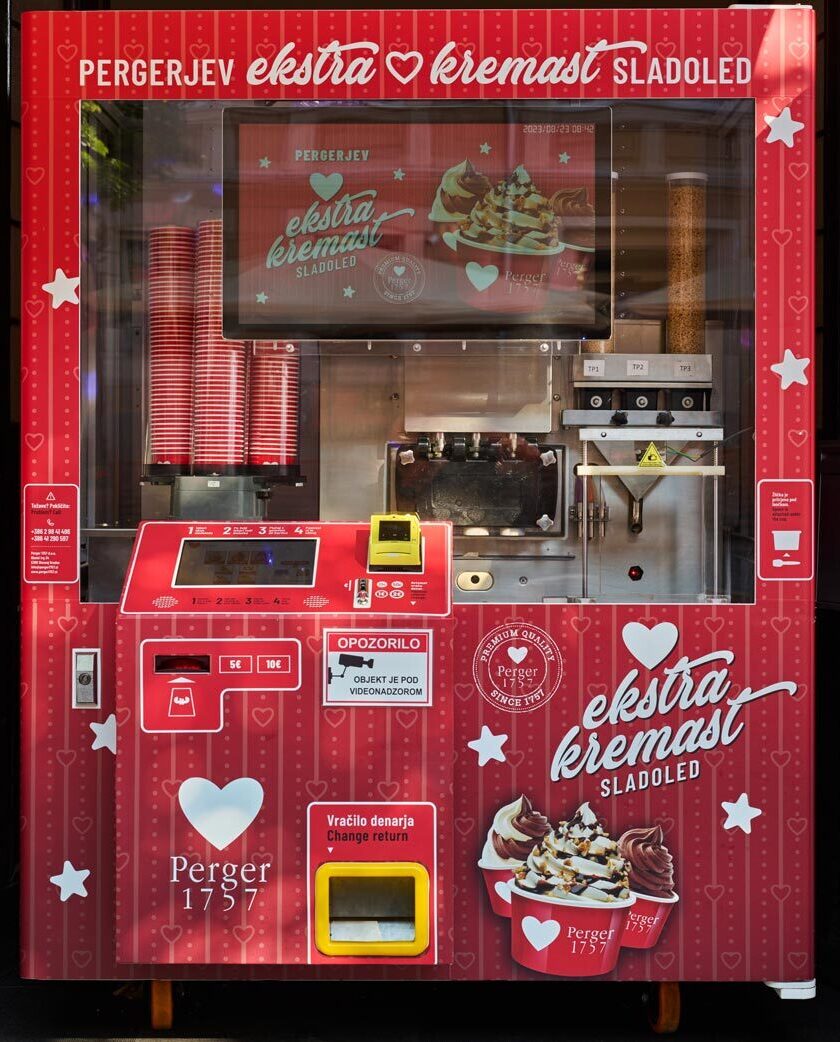 Ice Cream Robot FVS 001 – Future vending systems